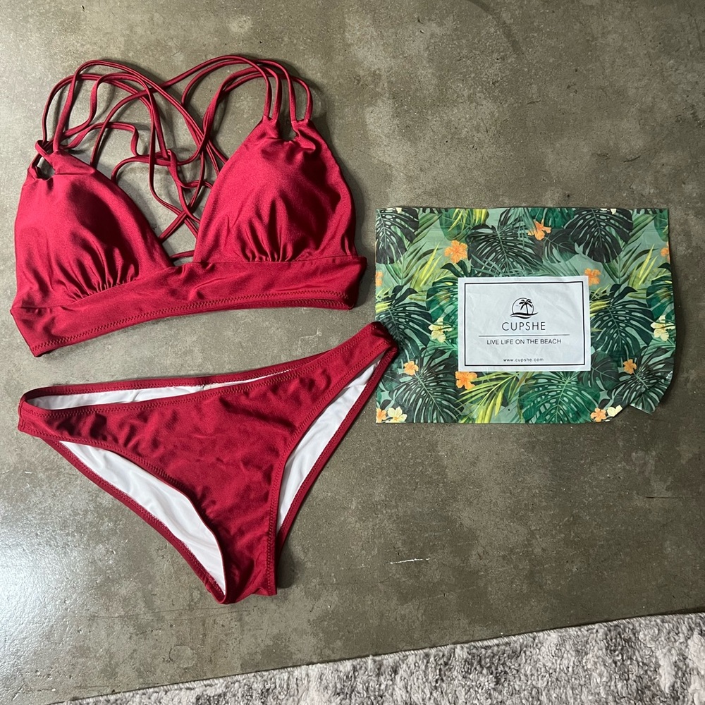 CUPSHE swimsuit